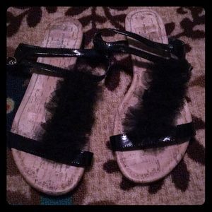 Jaclyn Smith riffle sandals